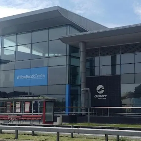 Spacious 2-bedroom Haven With Modern Amenities In Bradley Stoke *