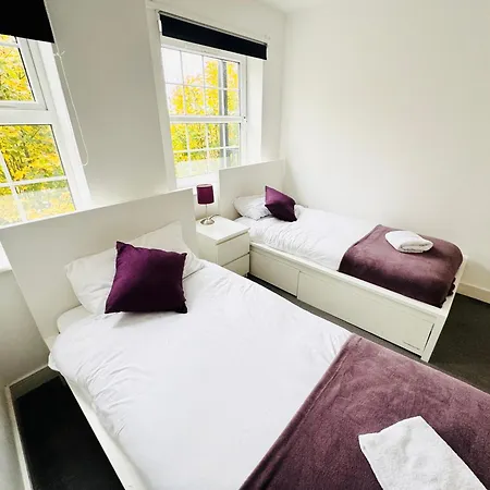 アパート Spacious 2-bedroom Haven With Modern Amenities In Bradley Stoke
