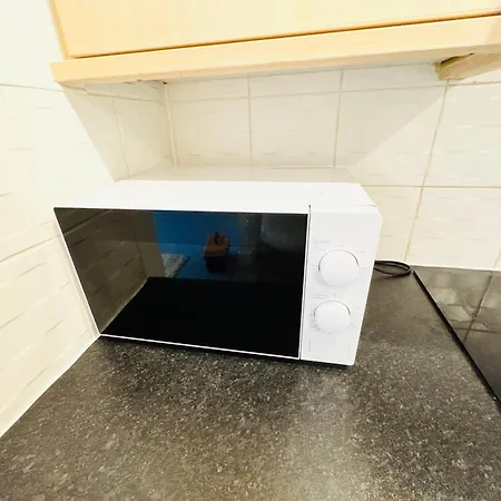 Spacious 2-bedroom Haven With Modern Amenities In Bradley Stoke 布里斯托