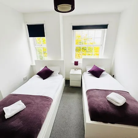 Spacious 2-bedroom Haven With Modern Amenities In Bradley Stoke