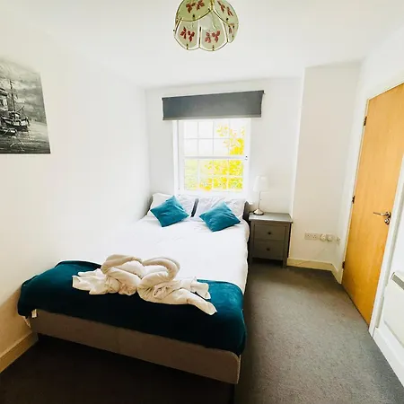 Spacious 2-bedroom Haven With Modern Amenities In Bradley Stoke